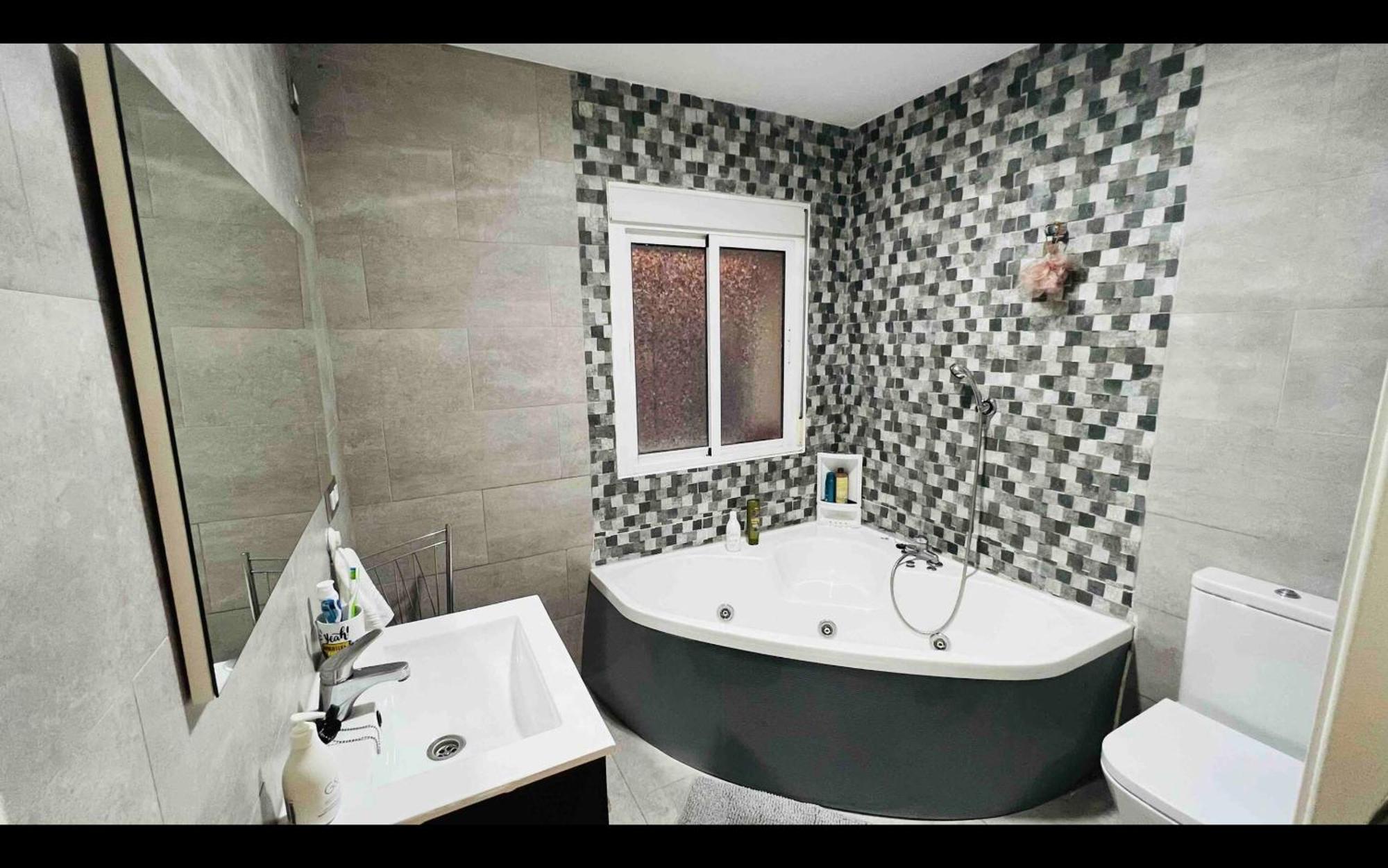 Habitacion Comoda Севілья Екстер'єр фото